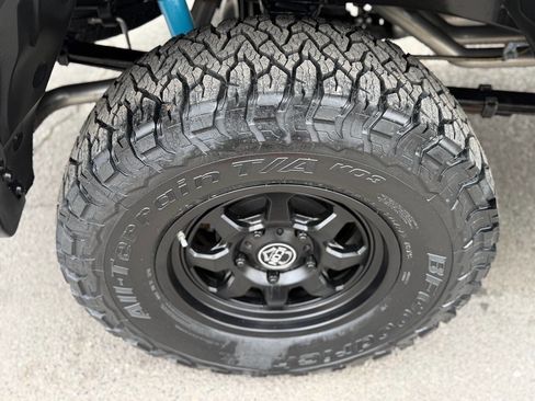 Used 2017 Toyota Tundra Limited w/ Limited Premium Package image 43