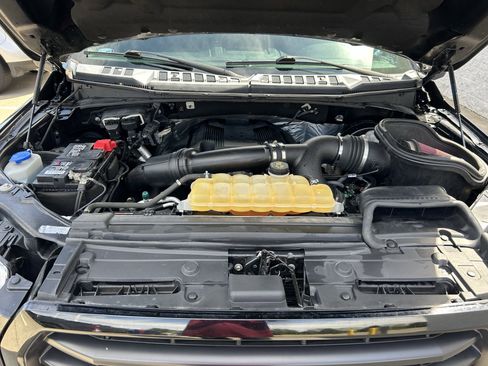 Used 2017 Ford F150 XLT w/ Equipment Group 302A Luxury RWD image 10