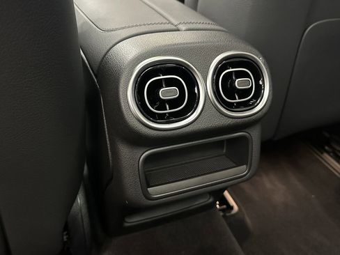 Certified 2025 Mercedes-Benz GLC 300 4MATIC image 26