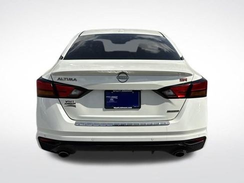 Used 2023 Nissan Altima 2.0 SR image 4