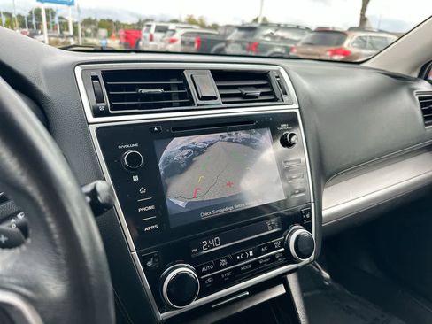 Used 2019 Subaru Outback 2.5i Premium image 31