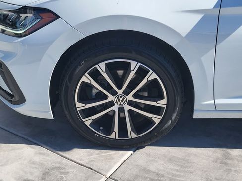 Used 2025 Volkswagen Jetta Sport FWD image 8