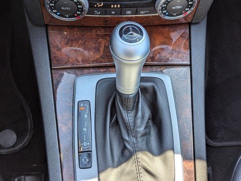 Used 2011 Mercedes-Benz C 300 C 300 Sport 4MATIC AWD 4dr Sed w/ Multimedia Pkg image 28