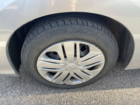 Used 2020 Honda Fit LX image 5
