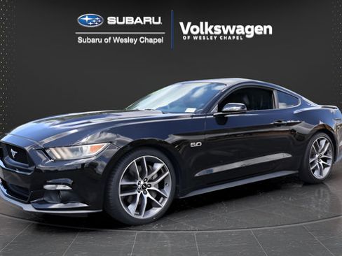 Used 2017 Ford Mustang GT Premium RWD image 4