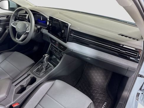 New 2026 Volkswagen Jetta SE image 29