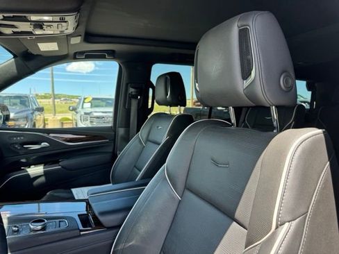Used 2024 Cadillac Escalade Premium Luxury w/ Touring Package AWD/4WD image 12