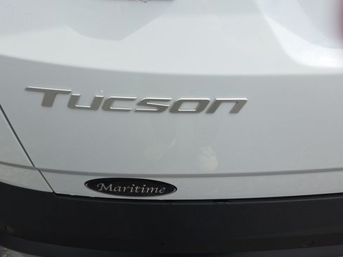 Used 2025 Hyundai Tucson Limited AWD/4WD image 23
