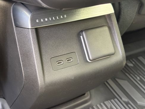 Used 2024 Cadillac Lyriq Sport w/ LPO, Floor Liner Package AWD/4WD image 14