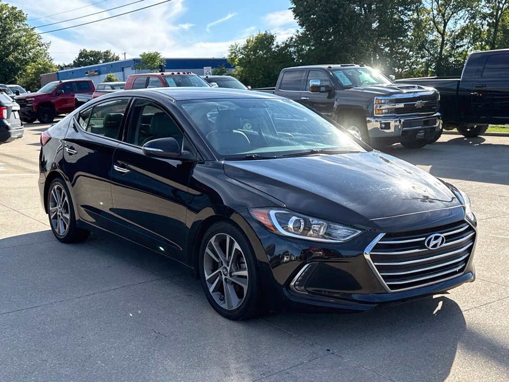 Used 2017 Hyundai Elantra Limited FWD image 16