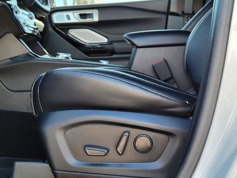 Used 2023 Ford Explorer ST w/ Equipment Group 401A image 24