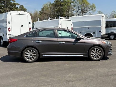 Used 2017 Hyundai Sonata Sport w/ Value Edition Package 02 image 6