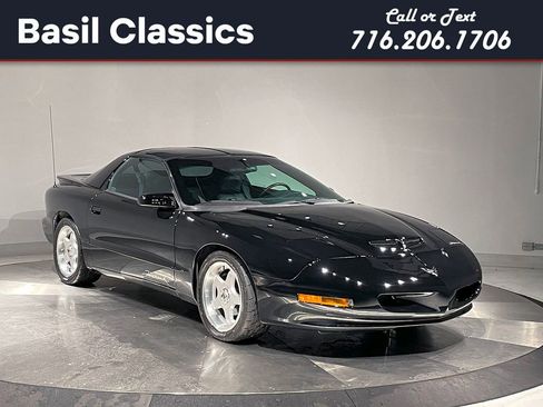 Used 1994 Pontiac Firebird Coupe image 1