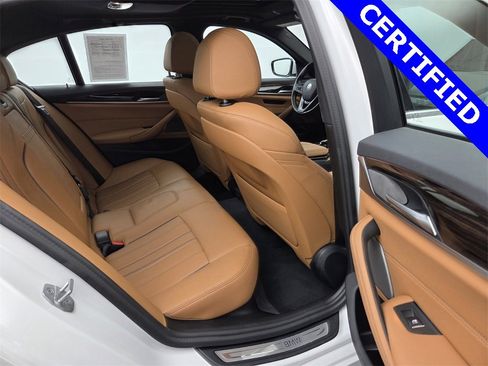 Certified 2023 BMW 540i xDrive w/ Premium Package image 18