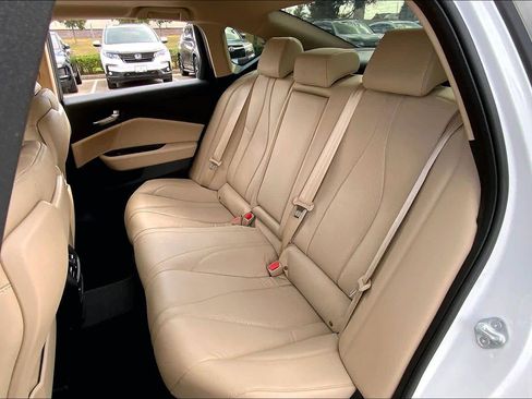 Used 2025 Acura TLX w/ Technology Package image 19