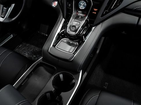 New 2026 Acura RDX SH-AWD image 17