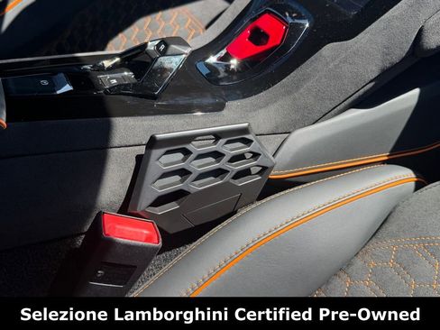Used 2023 Lamborghini Huracan Tecnica RWD image 30