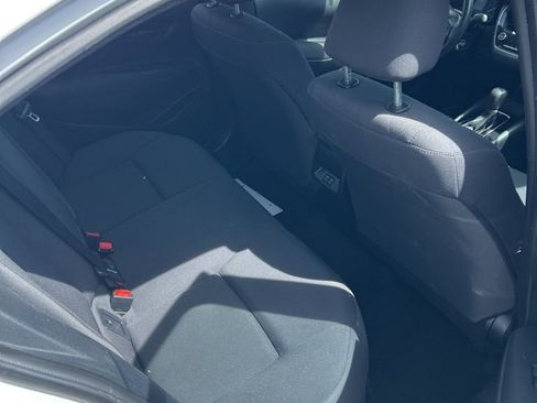 Used 2023 Toyota Corolla LE image 9