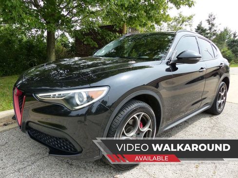Used 2018 Alfa Romeo Stelvio Sport w/ Quick Order Package 22J Sport AWD/4WD image 1