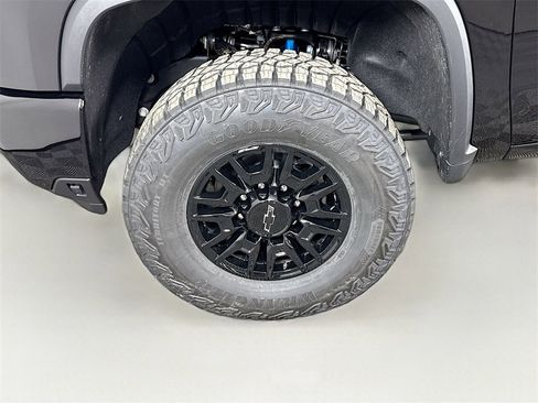 New 2026 Chevrolet Silverado 2500 ZR2 image 27
