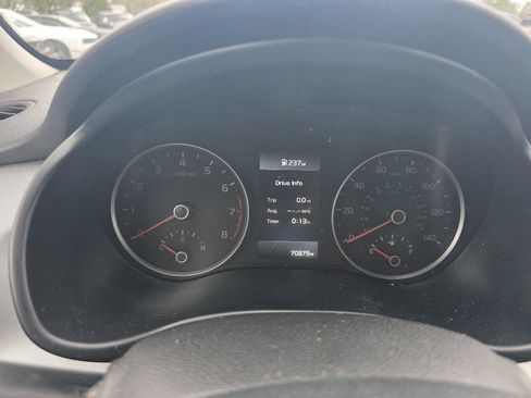 Used 2023 Kia Rio S w/ Technology Package image 14