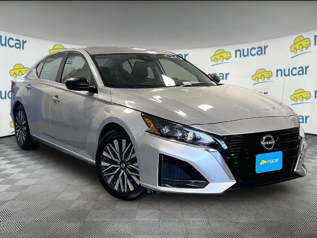 Certified 2024 Nissan Altima 2.5 SV FWD image 1