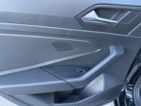 Certified 2025 Volkswagen Jetta S image 12