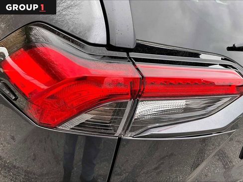 Certified 2023 Toyota RAV4 LE image 27