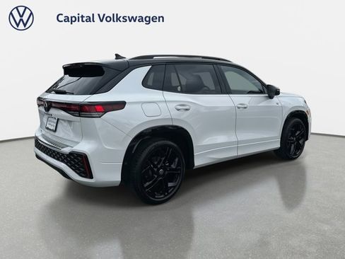 New 2026 Volkswagen Tiguan SE R-Line FWD image 5