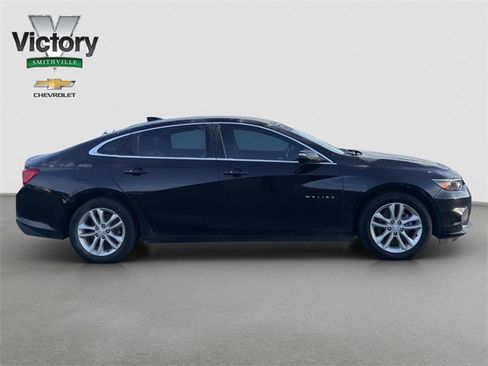 Used 2016 Chevrolet Malibu LT w/ Leather Package image 7