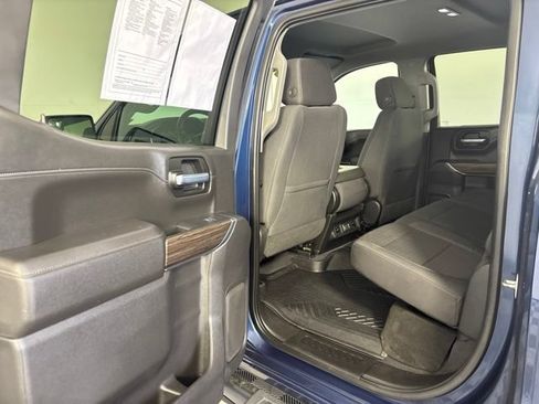 Used 2021 Chevrolet Silverado 1500 RST AWD/4WD image 18
