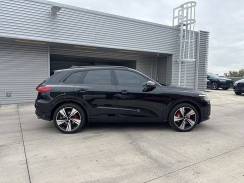 New 2026 Audi SQ5 Premium Plus AWD/4WD image 4