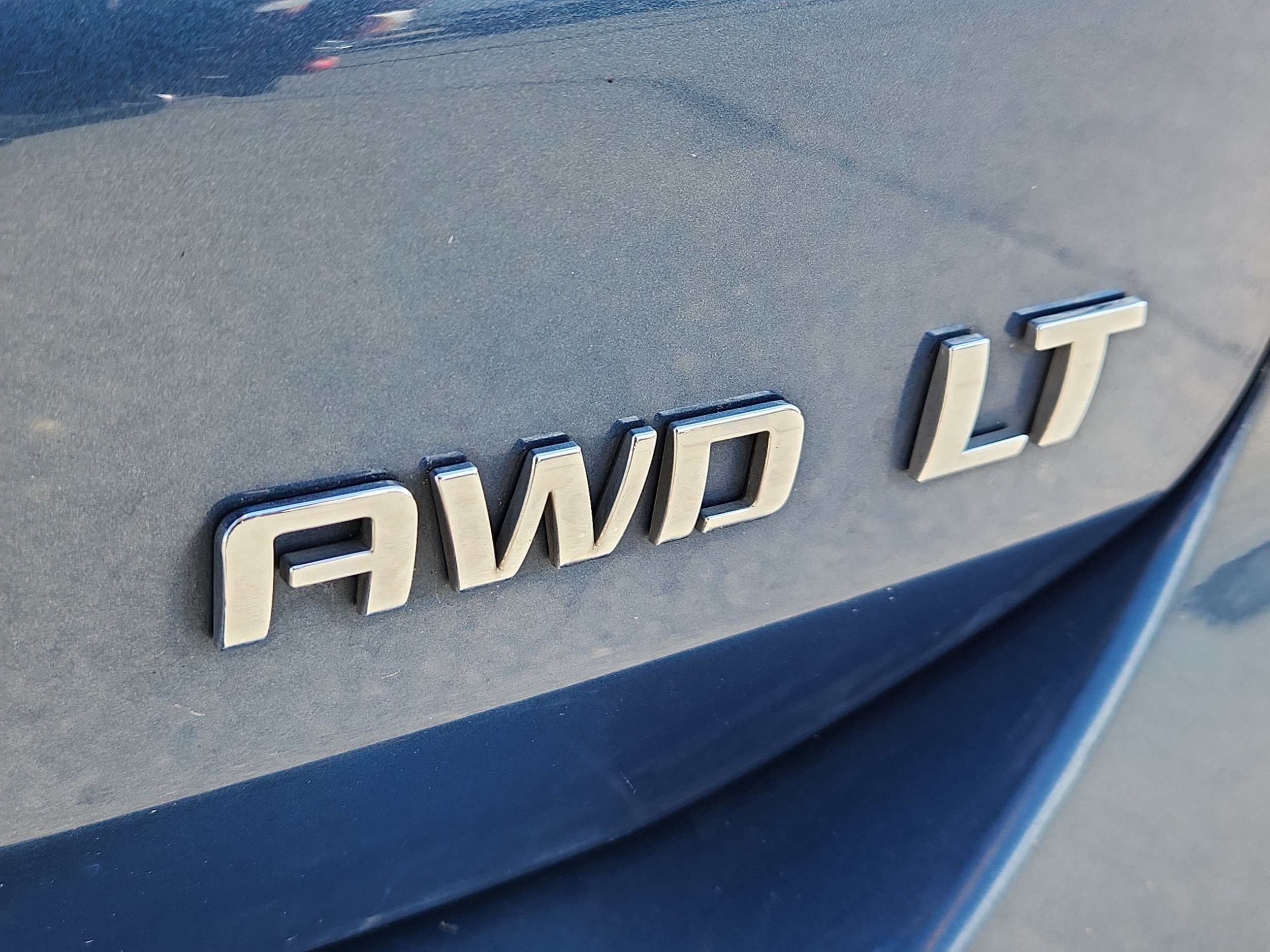 Used 2024 Chevrolet Equinox LT AWD/4WD image 6