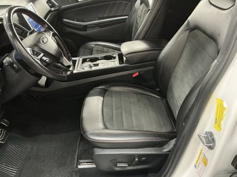 Used 2022 Ford Edge ST-Line image 12