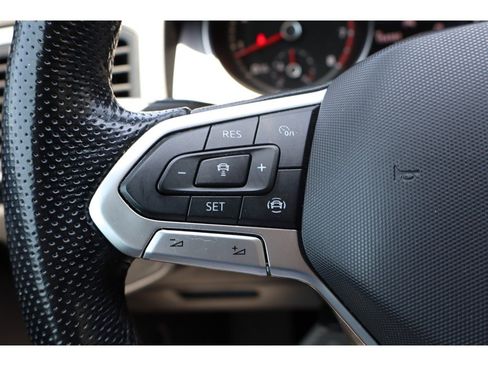 Used 2021 Volkswagen Atlas SE FWD image 45