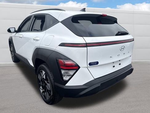 Used 2025 Hyundai Kona SEL image 17