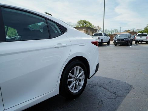Used 2025 Toyota Camry LE FWD image 15