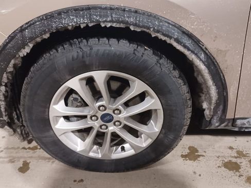 Used 2020 Ford Escape S image 4