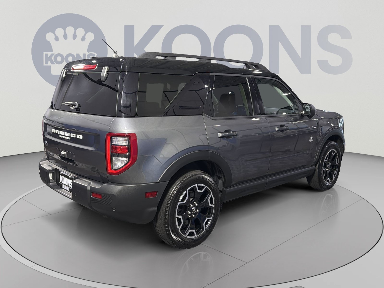 Used 2025 Ford Bronco Sport Outer Banks w/ Outer Banks Tech Package+ AWD/4WD image 7