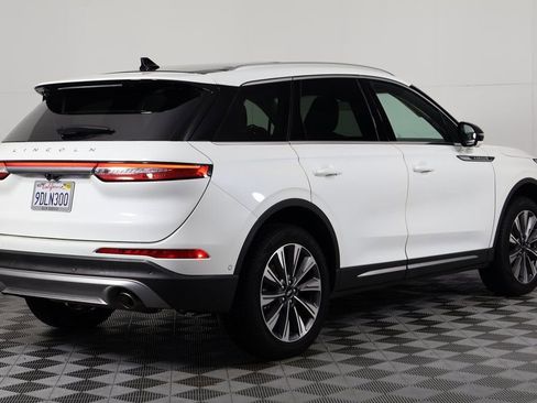 Used 2022 Lincoln Corsair Reserve w/ Equipment Group 201A image 4