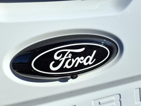 Certified 2025 Ford Maverick Lobo image 34