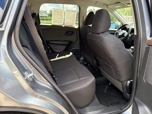 Used 2023 Nissan Rogue S AWD/4WD image 27