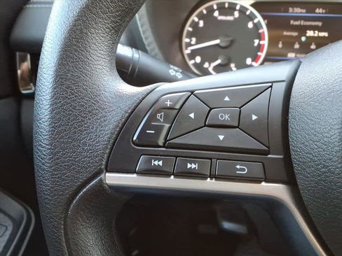 Certified 2023 Nissan Sentra SV image 15