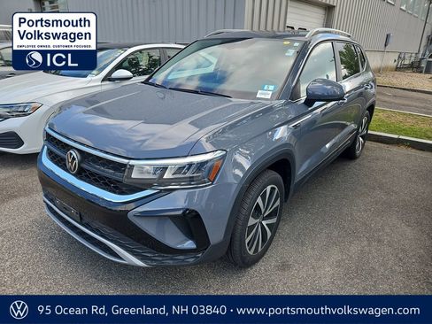 Used 2023 Volkswagen Taos SE w/ Panoramic Sunroof Package AWD/4WD image 1