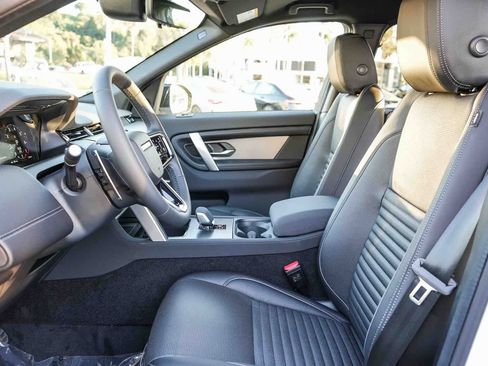 New 2026 Land Rover Discovery Sport Landmark image 15