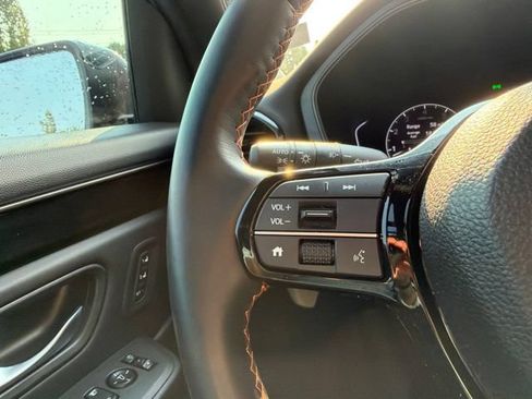 Certified 2025 Honda Pilot TrailSport image 23