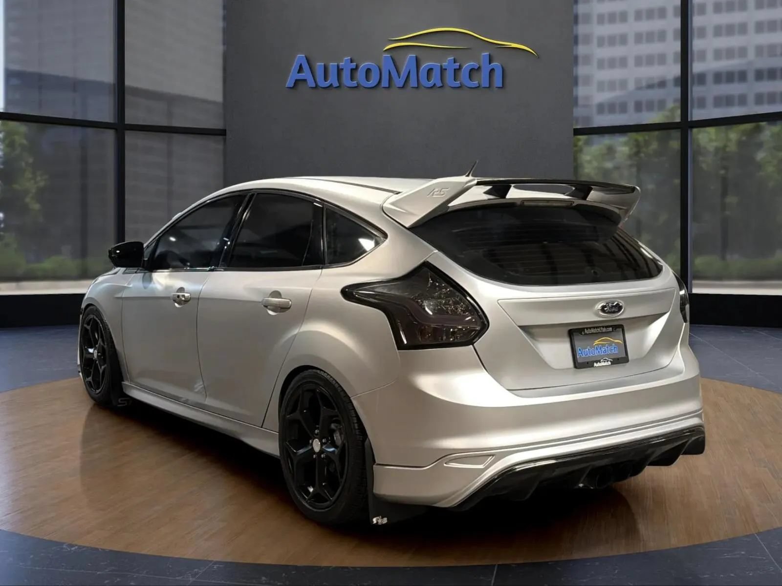 Used 2014 Ford Focus ST w/ Equipment Group 202A FWD image 9