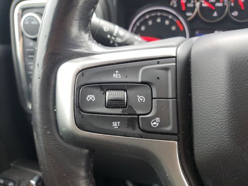 Used 2022 Chevrolet Silverado 2500 LT w/ Convenience Package image 17