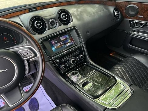 Used 2017 Jaguar XJ L Portfolio AWD/4WD image 37