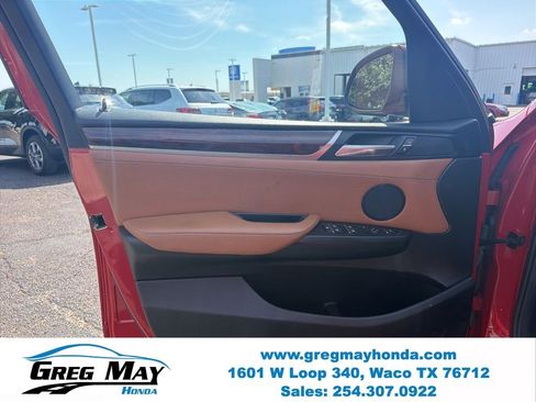 Used 2017 BMW X3 sDrive28i RWD image 9